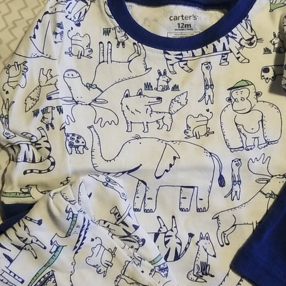 Carter's pajama bundle - Picture 2 of 4